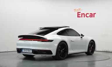 911 (992)