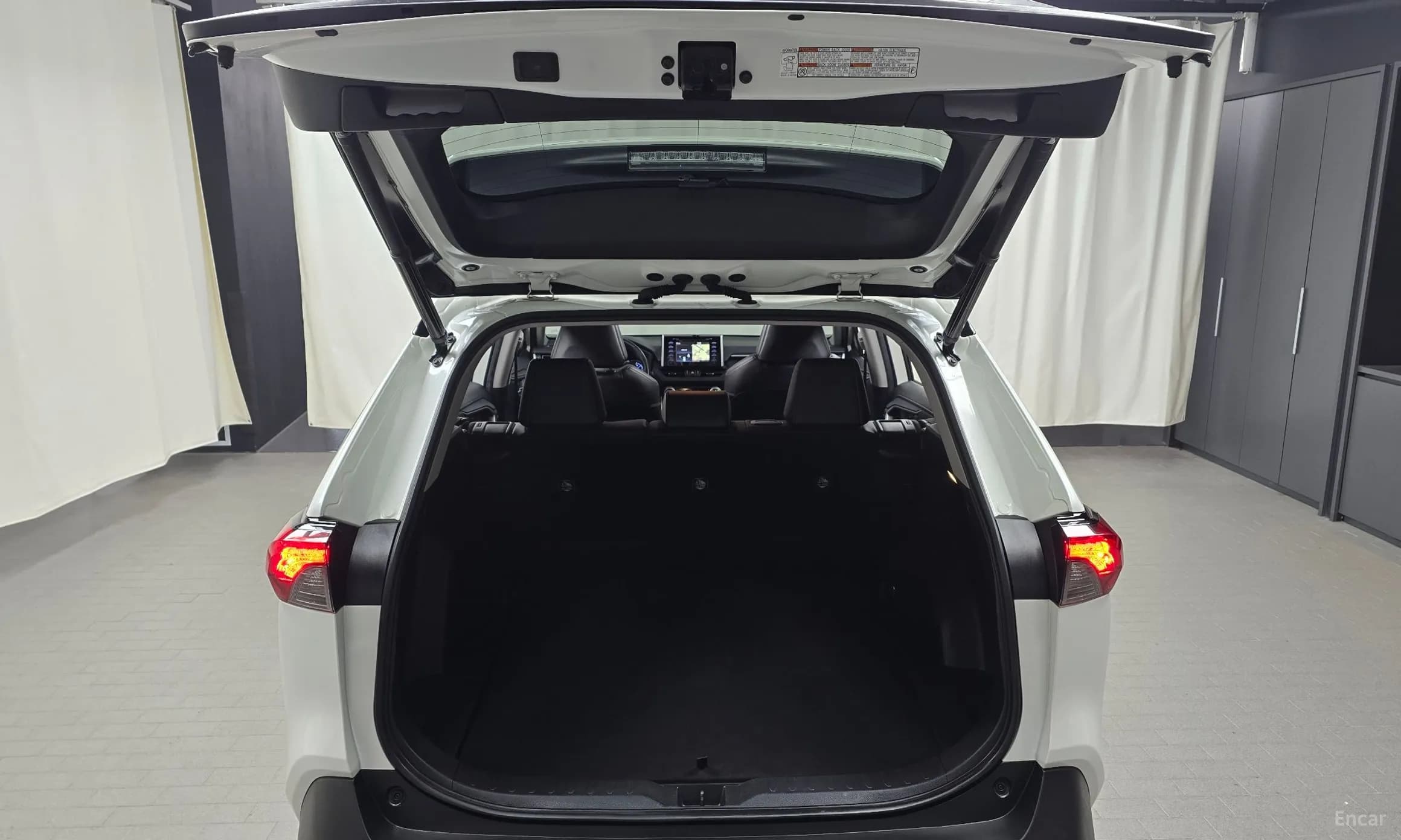 RAV4 5th Generation