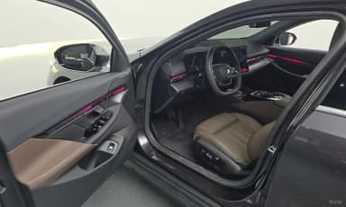 5 Series (G60)
