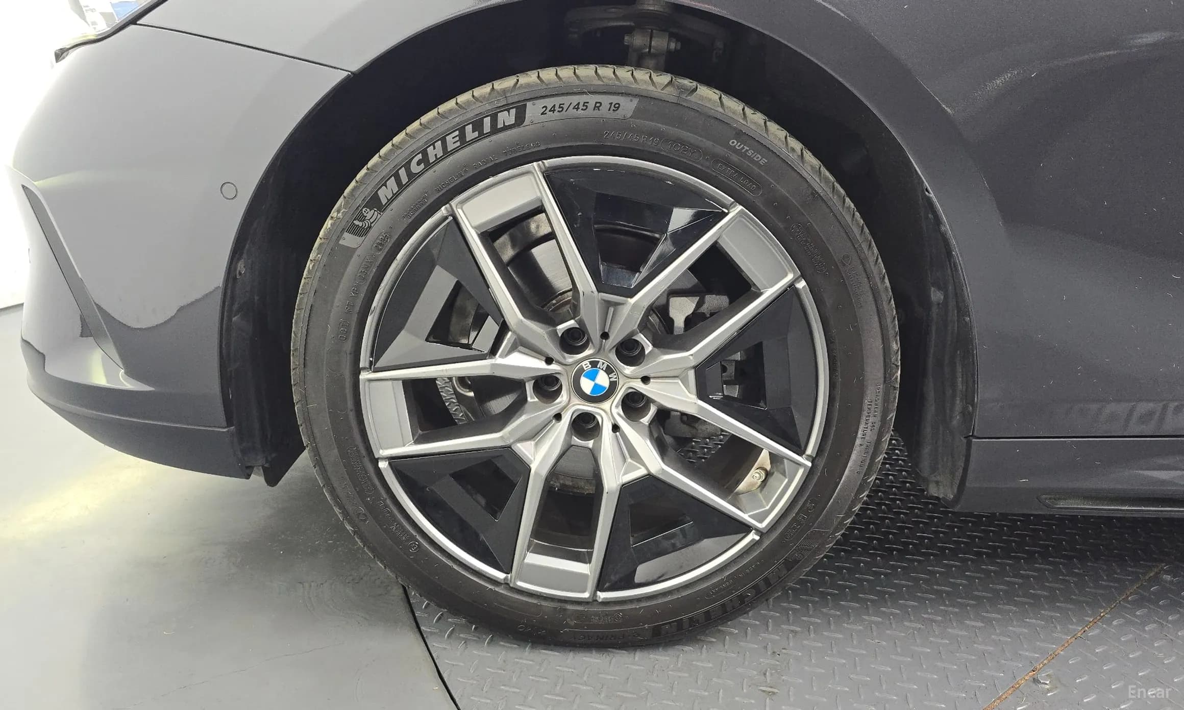 5 Series (G60)