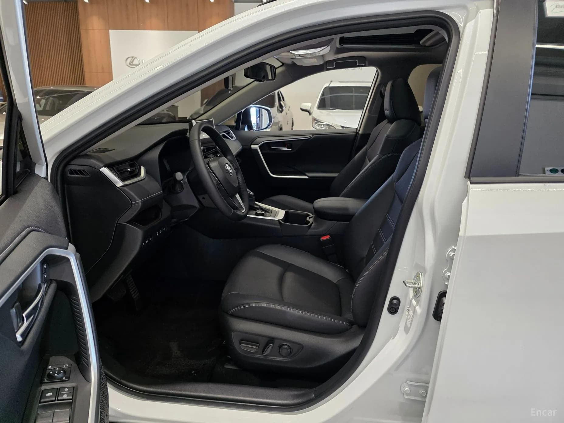 RAV4 5th Generation