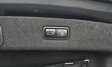 EQ900
