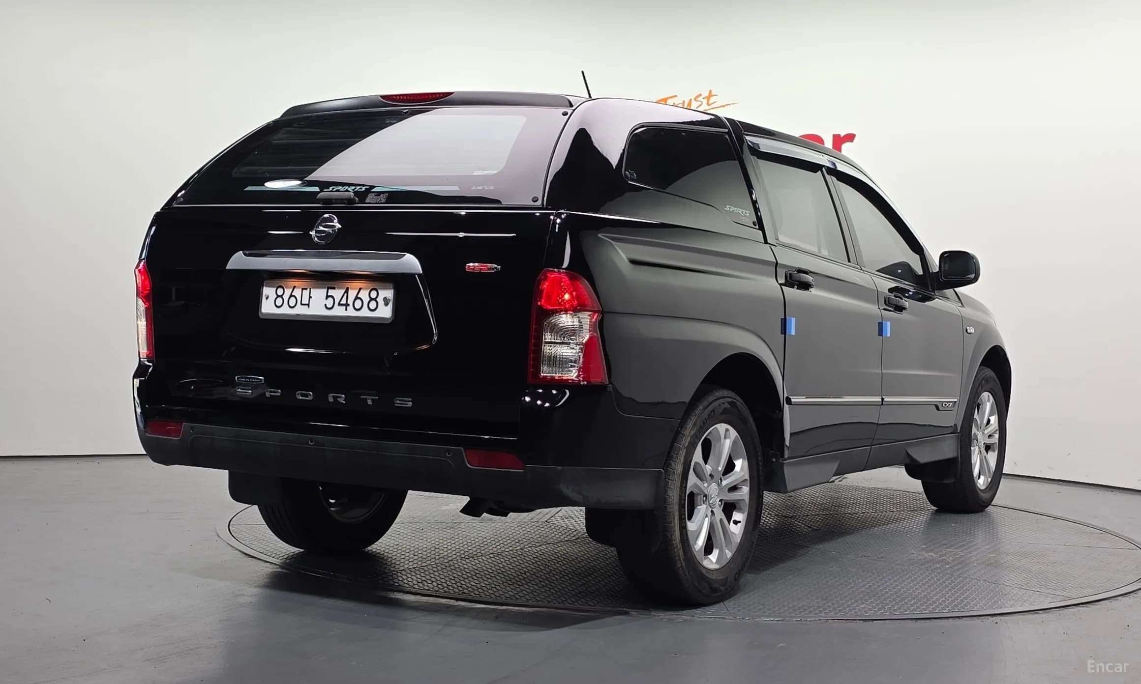 Korando Sports