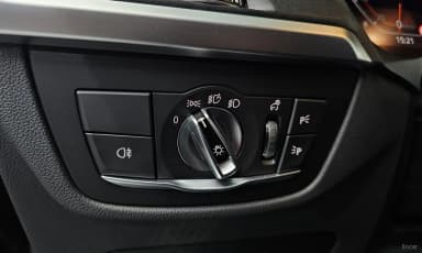 X4 (G02)