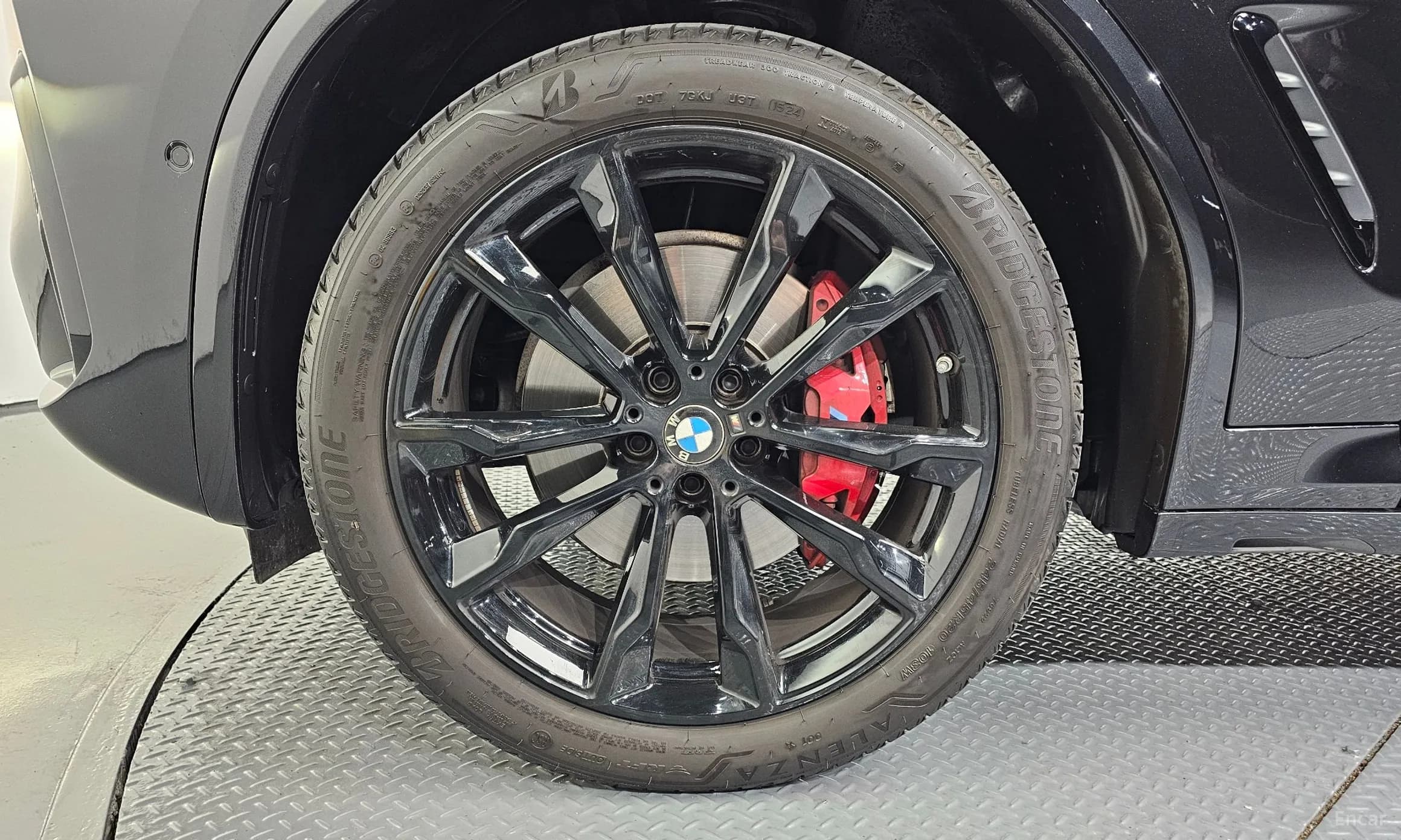 X4 (G02)