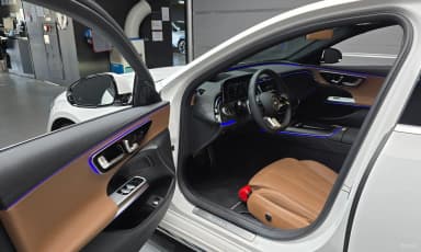 E-Class W214