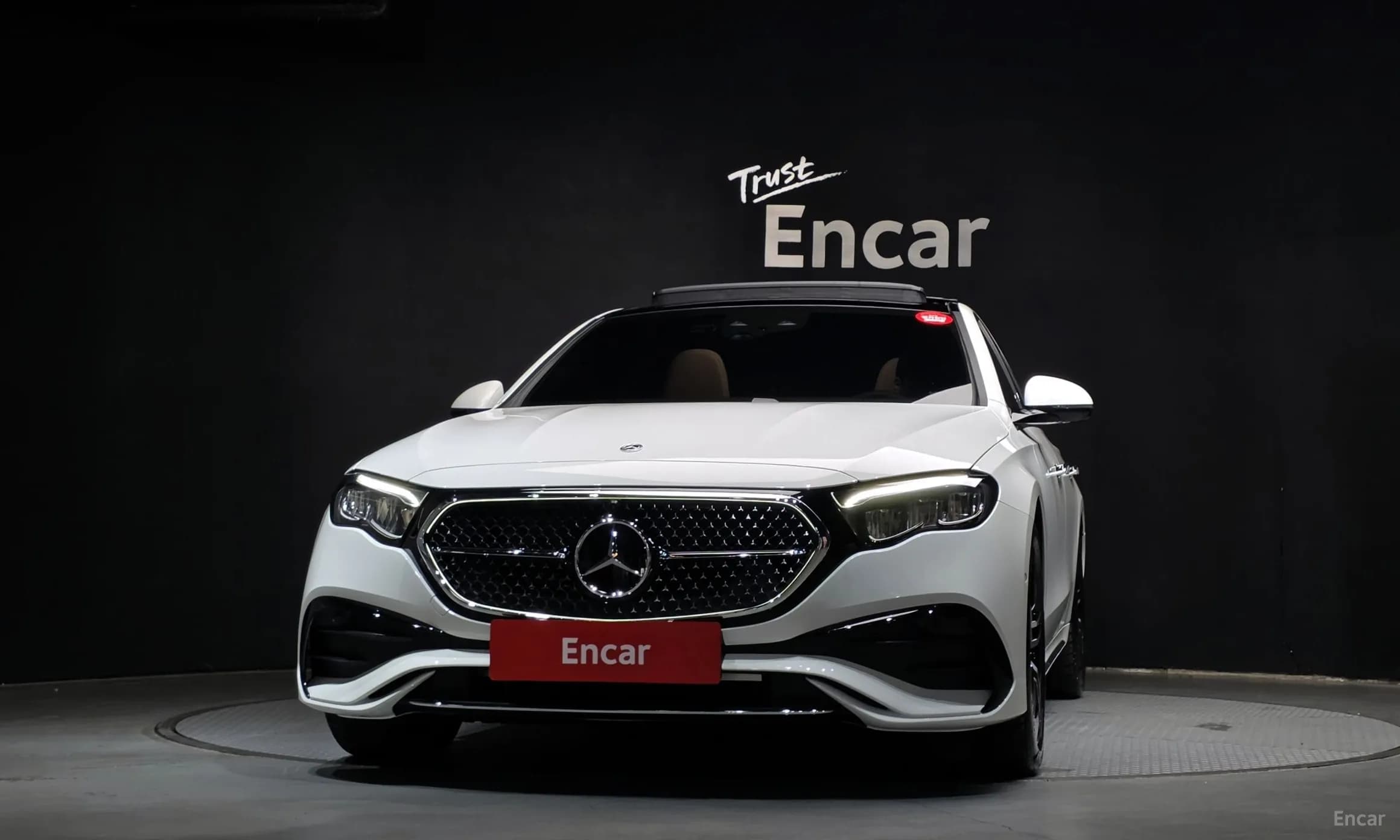 E-Class W214