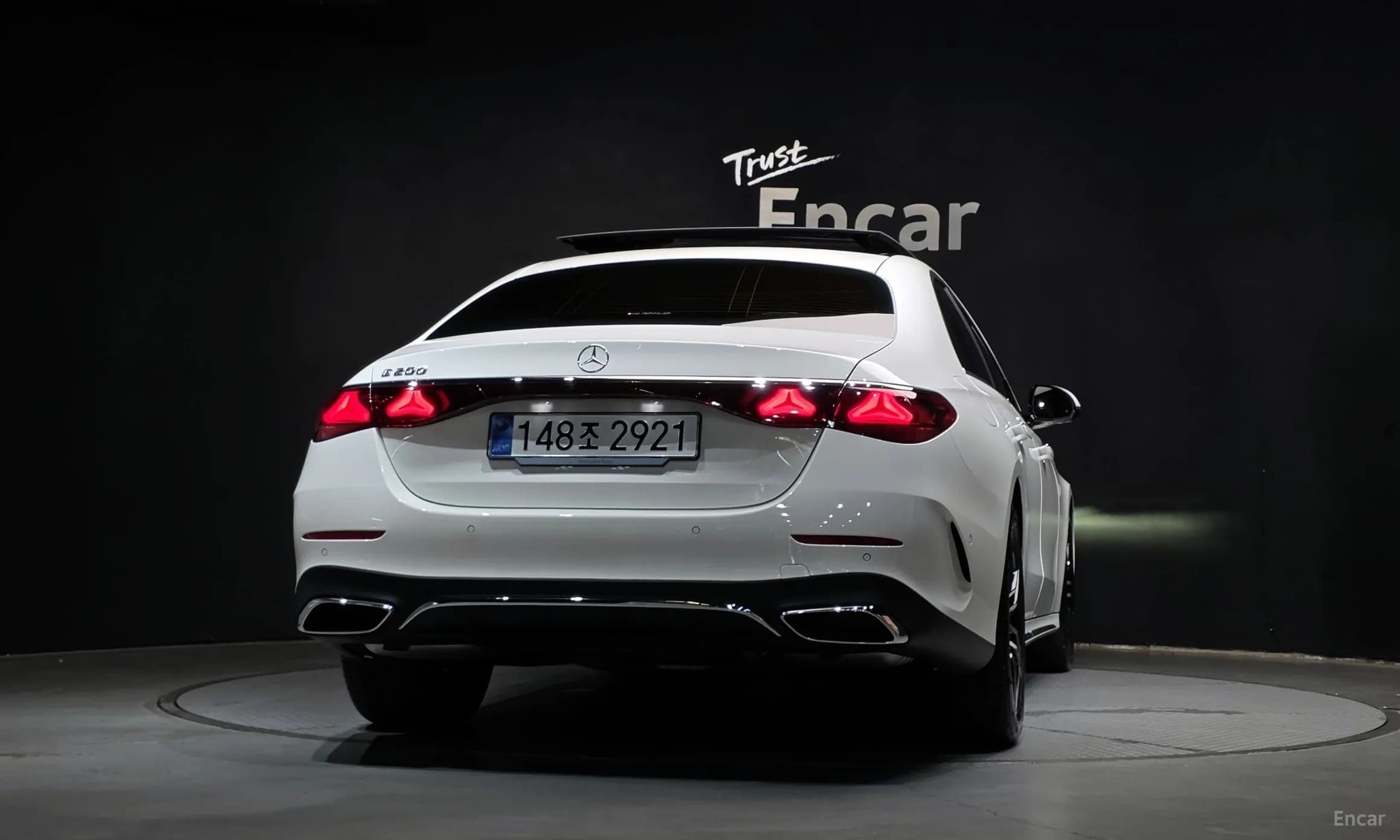 E-Class W214