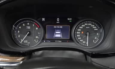 XT5