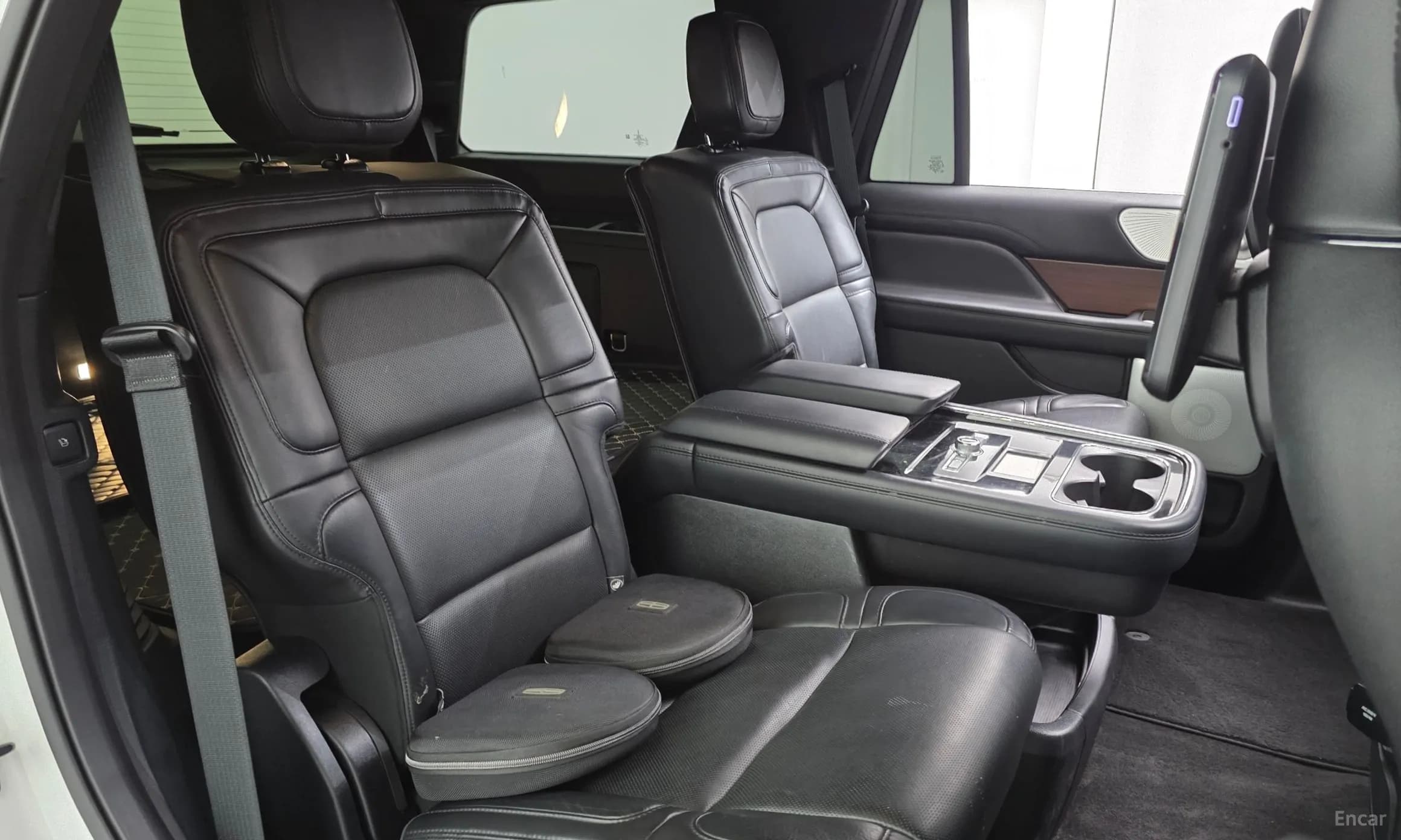 Navigator 4th generation