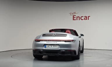 911 (992)