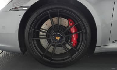 911 (992)