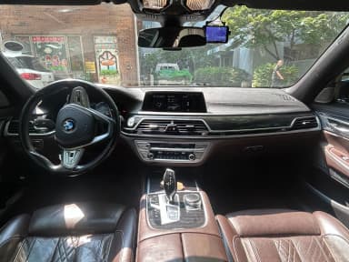 7 Series (G11)