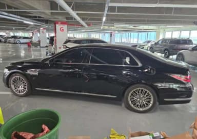 G90