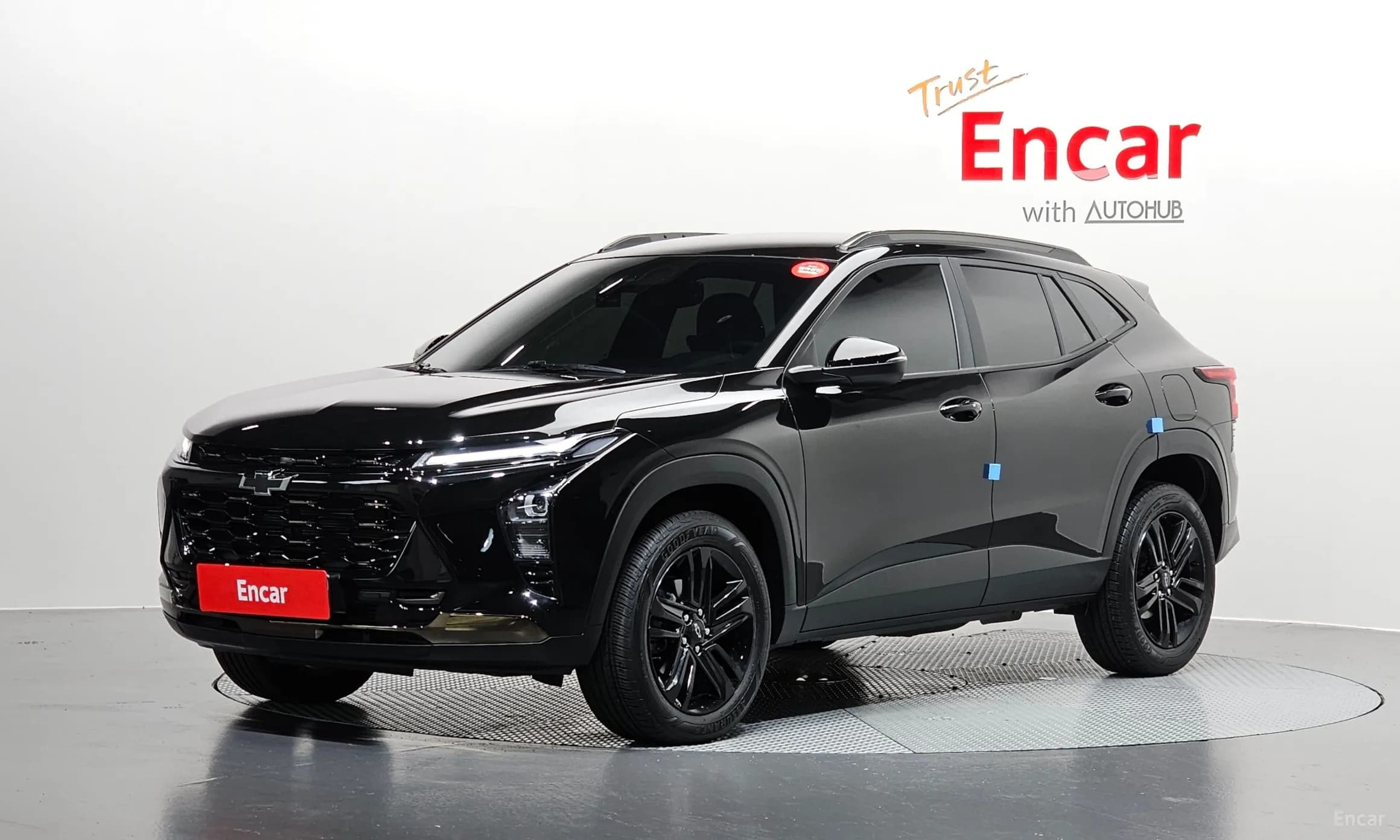 Trax Crossover