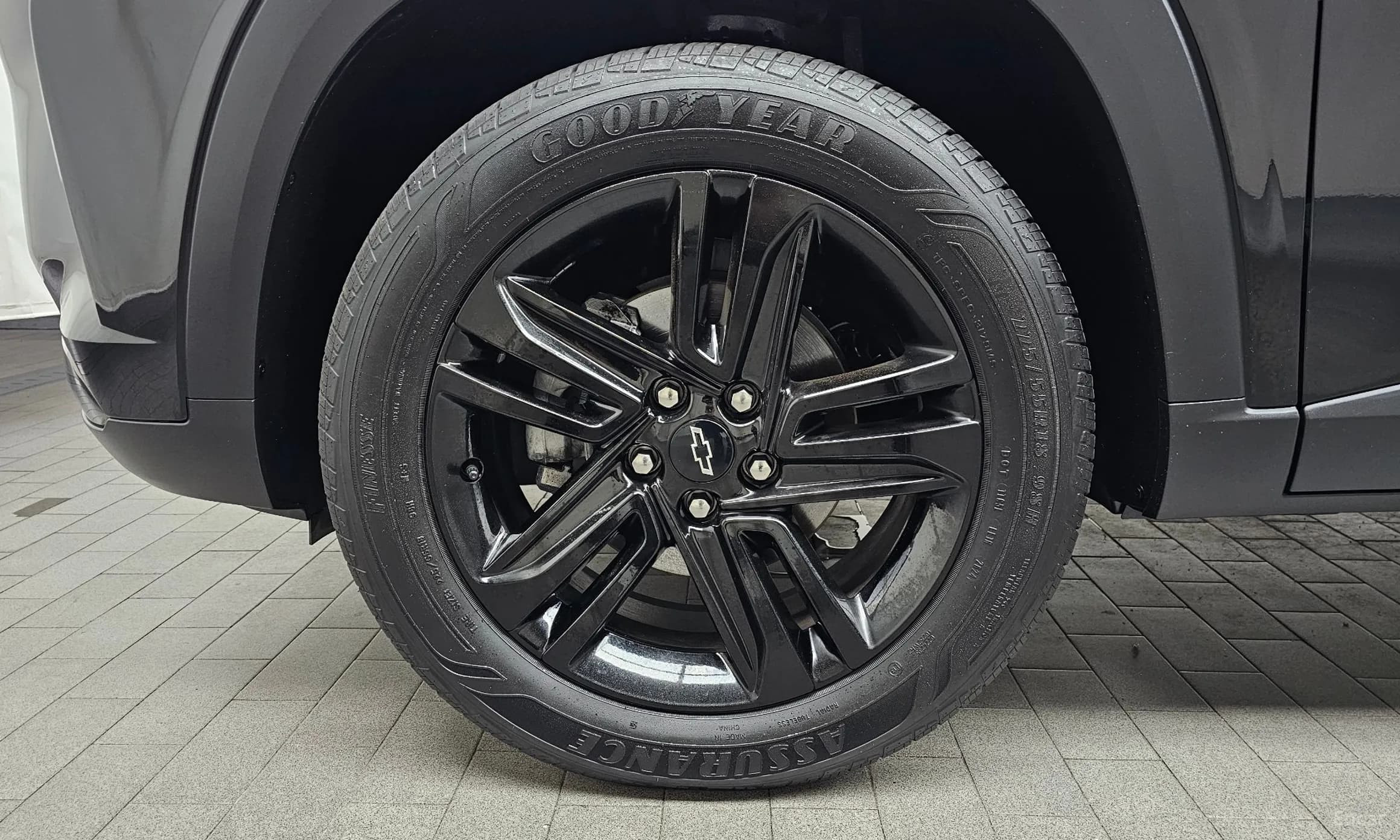 Trax Crossover