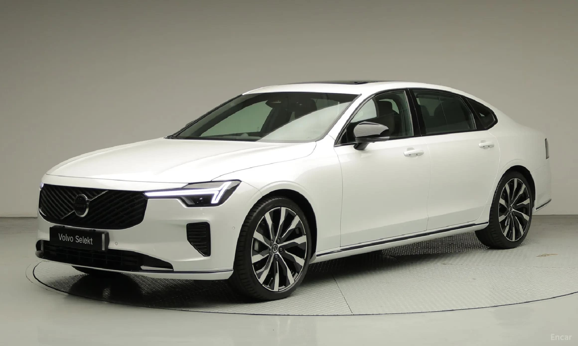 S90