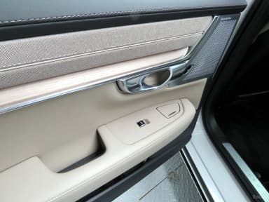 S90