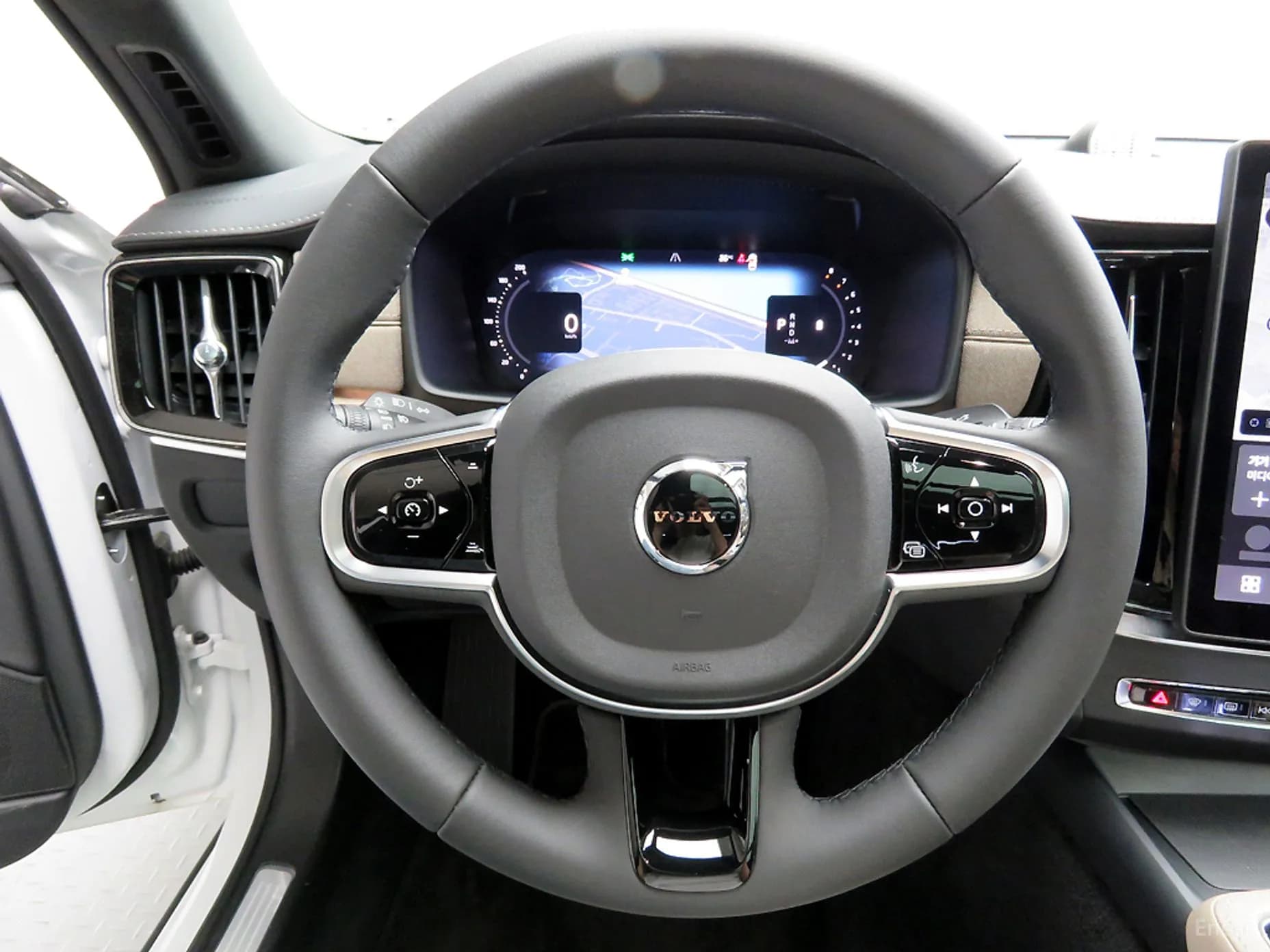 S90