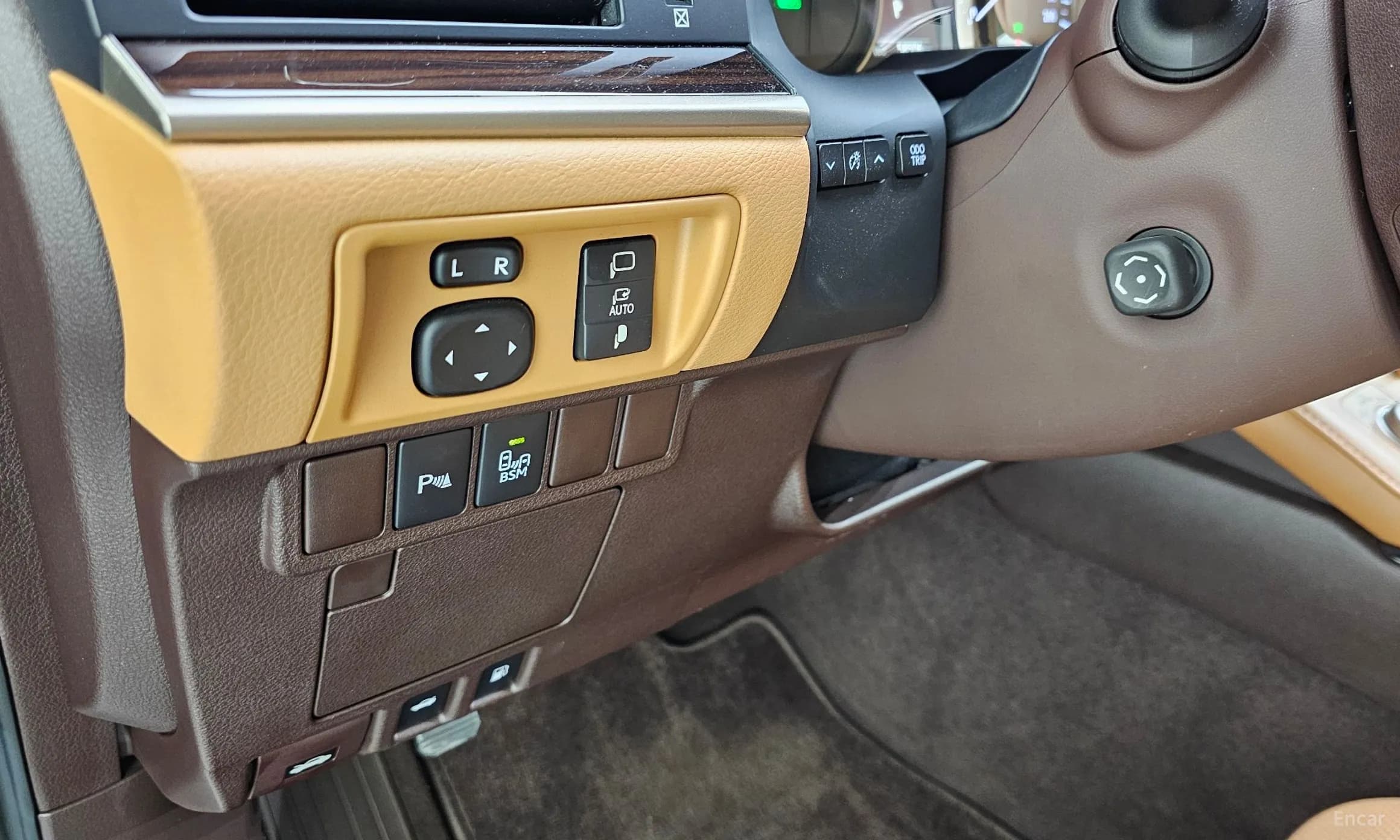 New ES300h