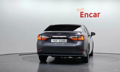 New ES300h
