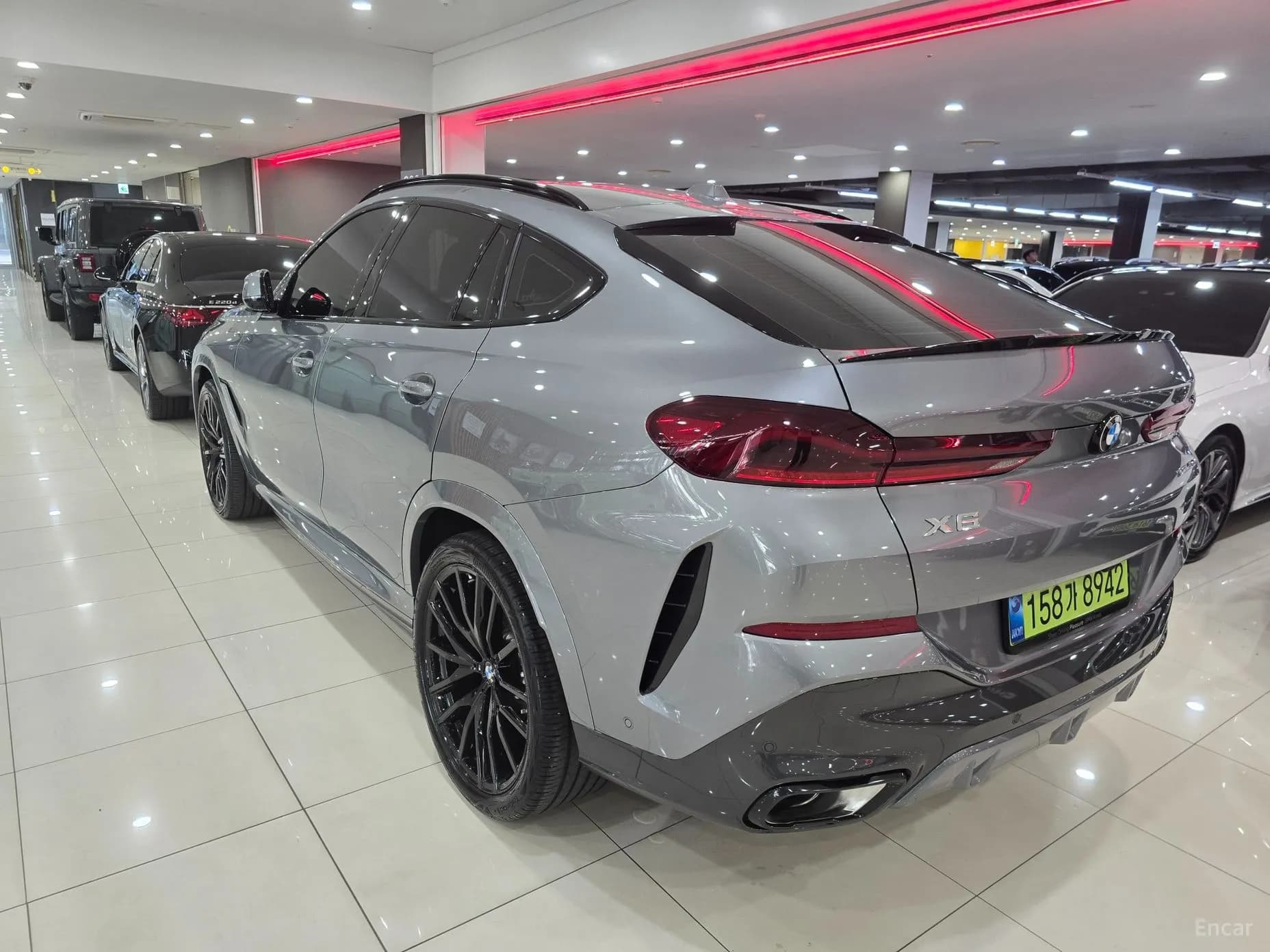 X6 (G06)