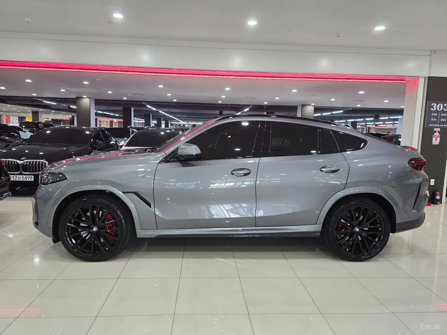 X6 (G06)