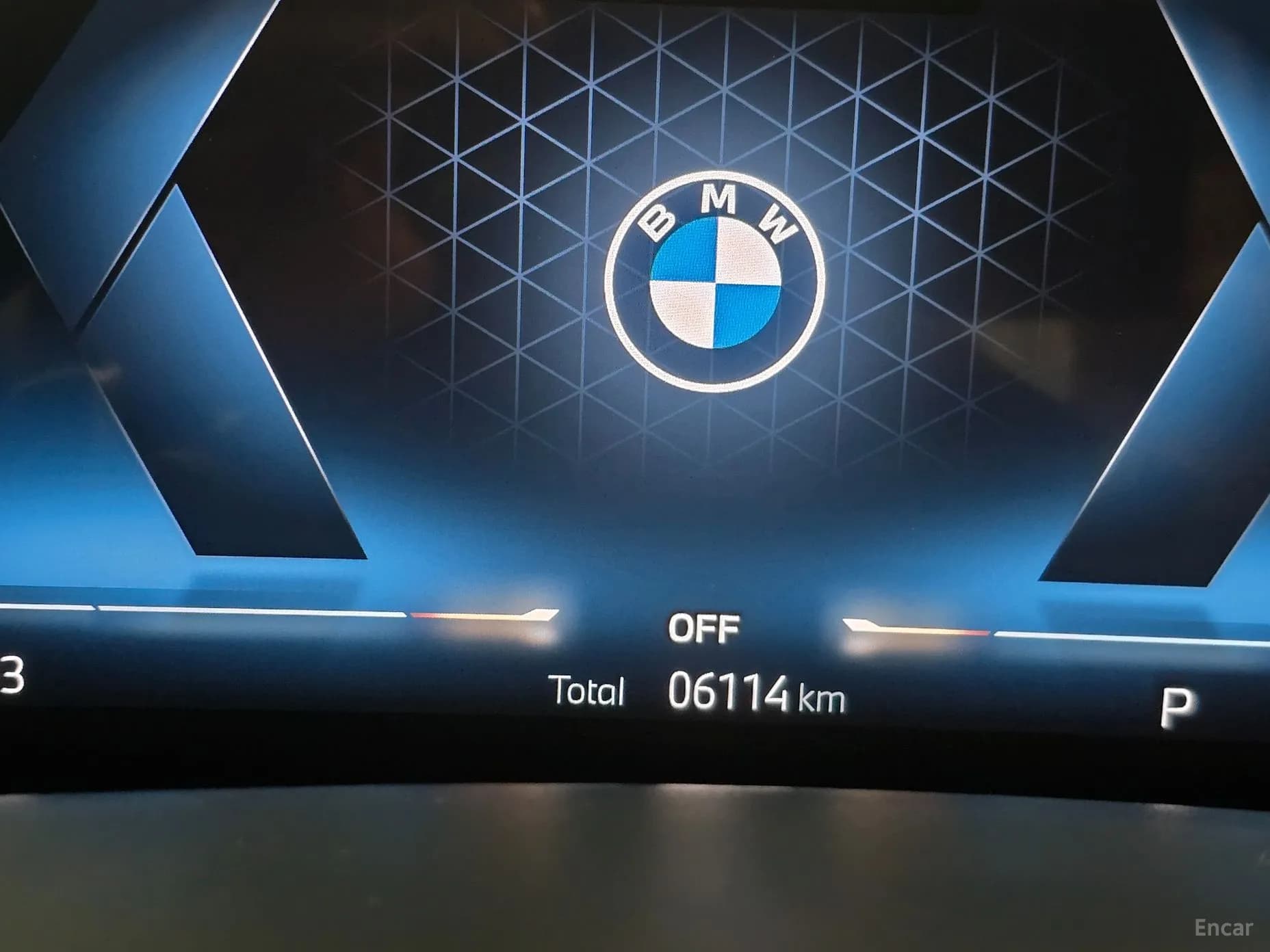 X6 (G06)
