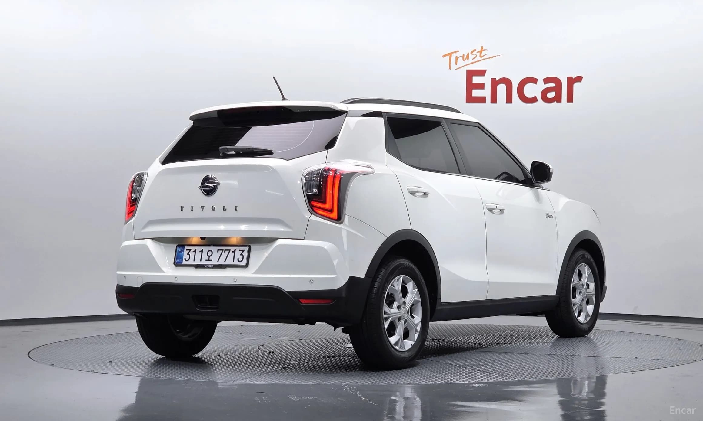 Berry New Tivoli