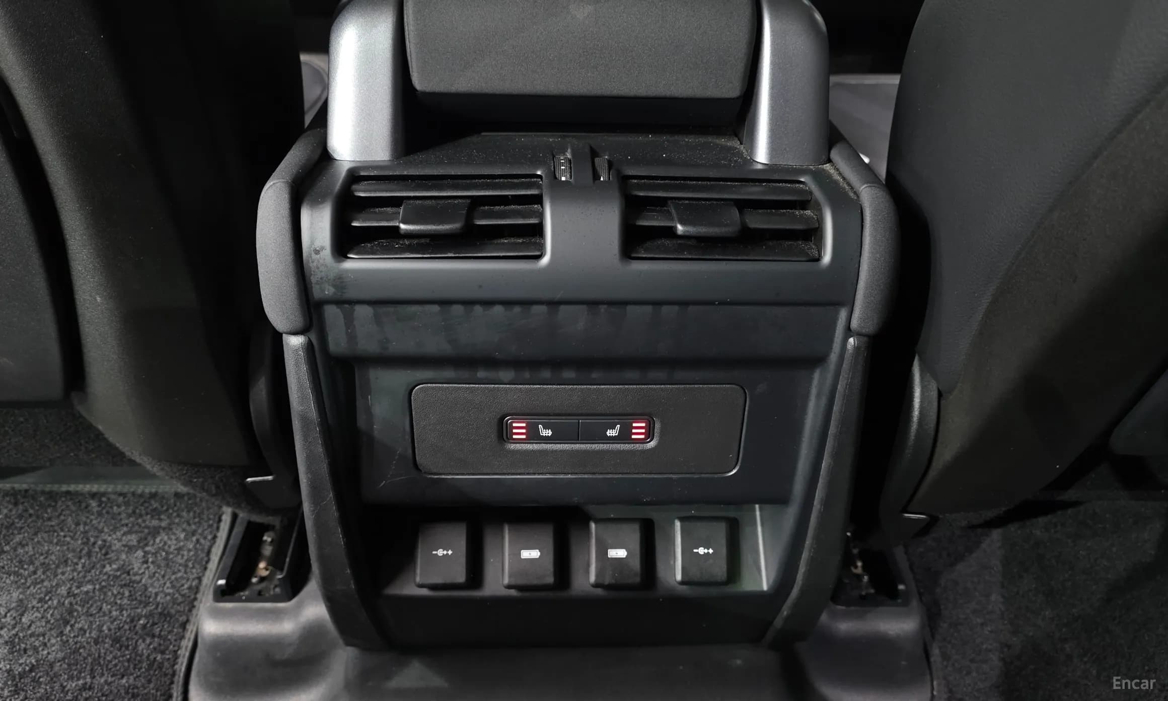 Defender (L663)