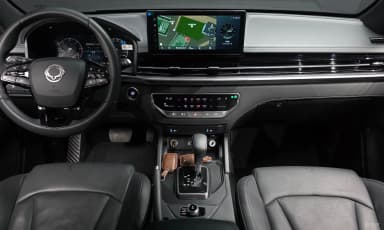 Rexton Sports Khan
