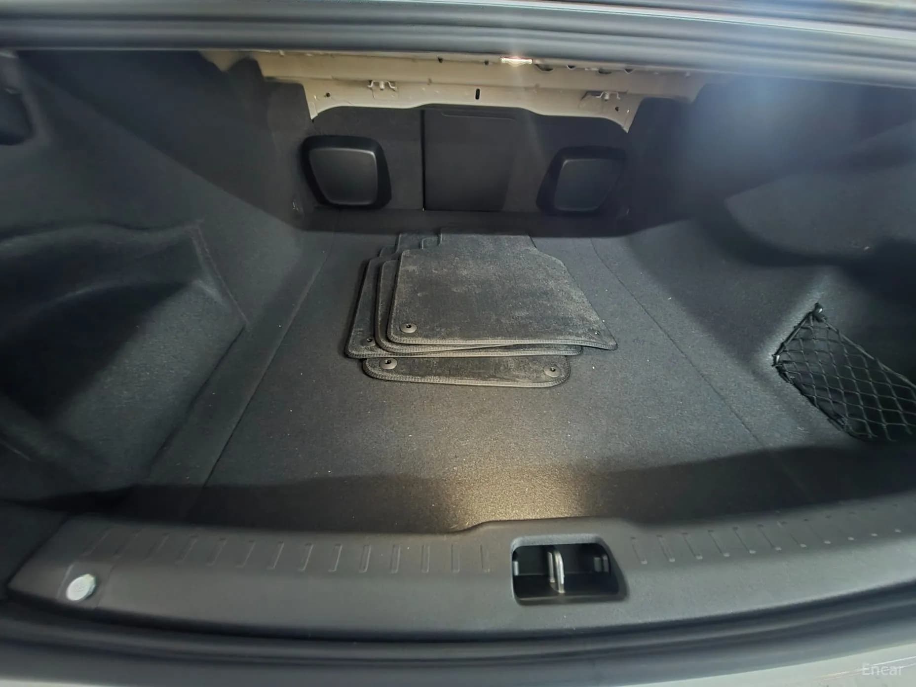 S90