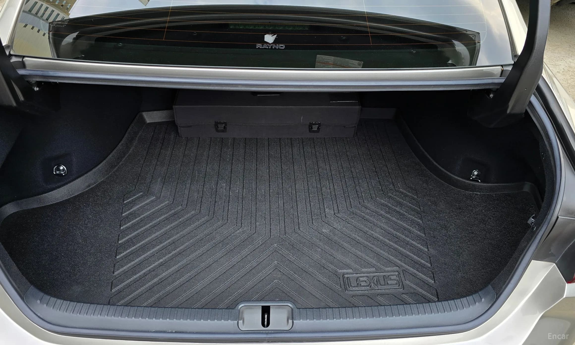 ES300h 7th Generation