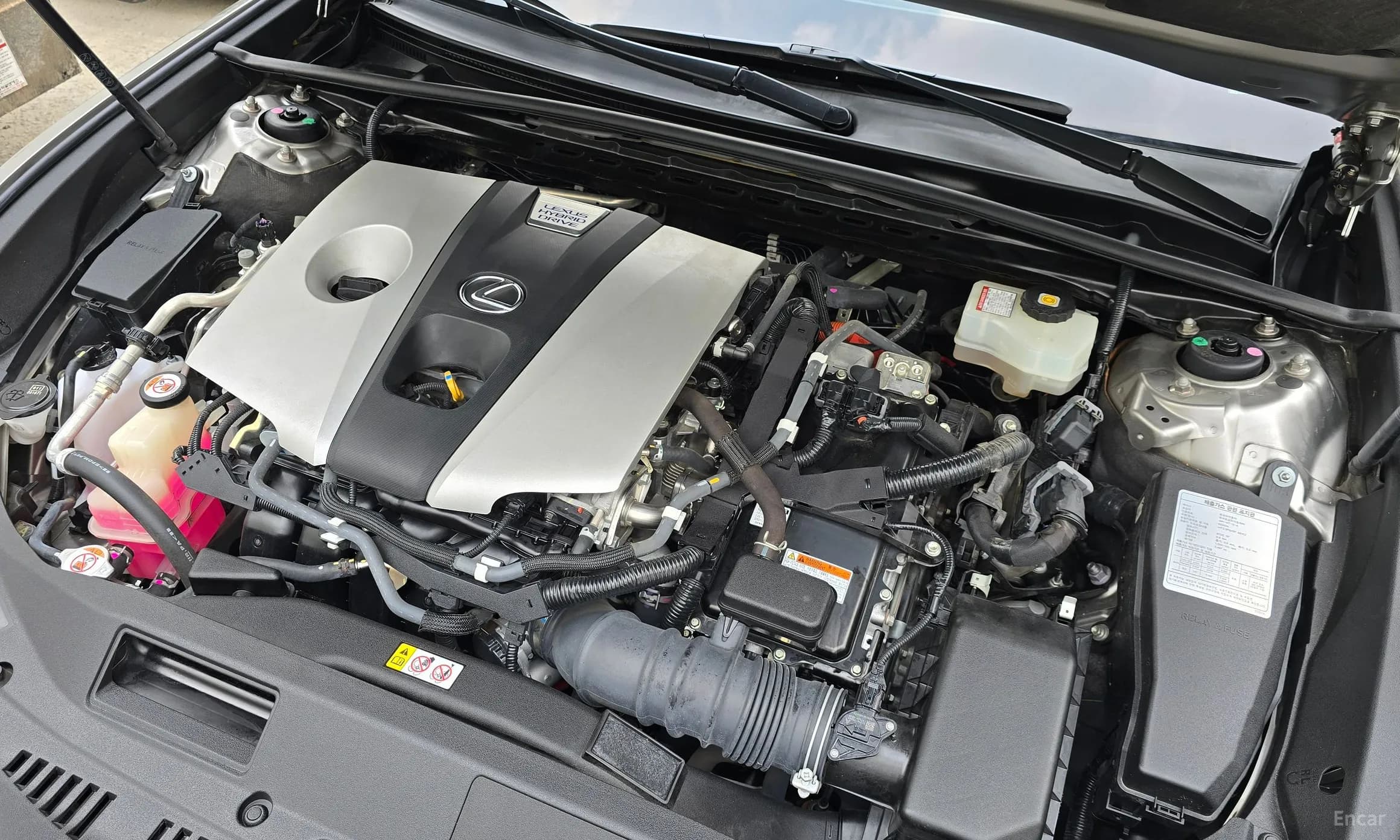 ES300h 7th Generation