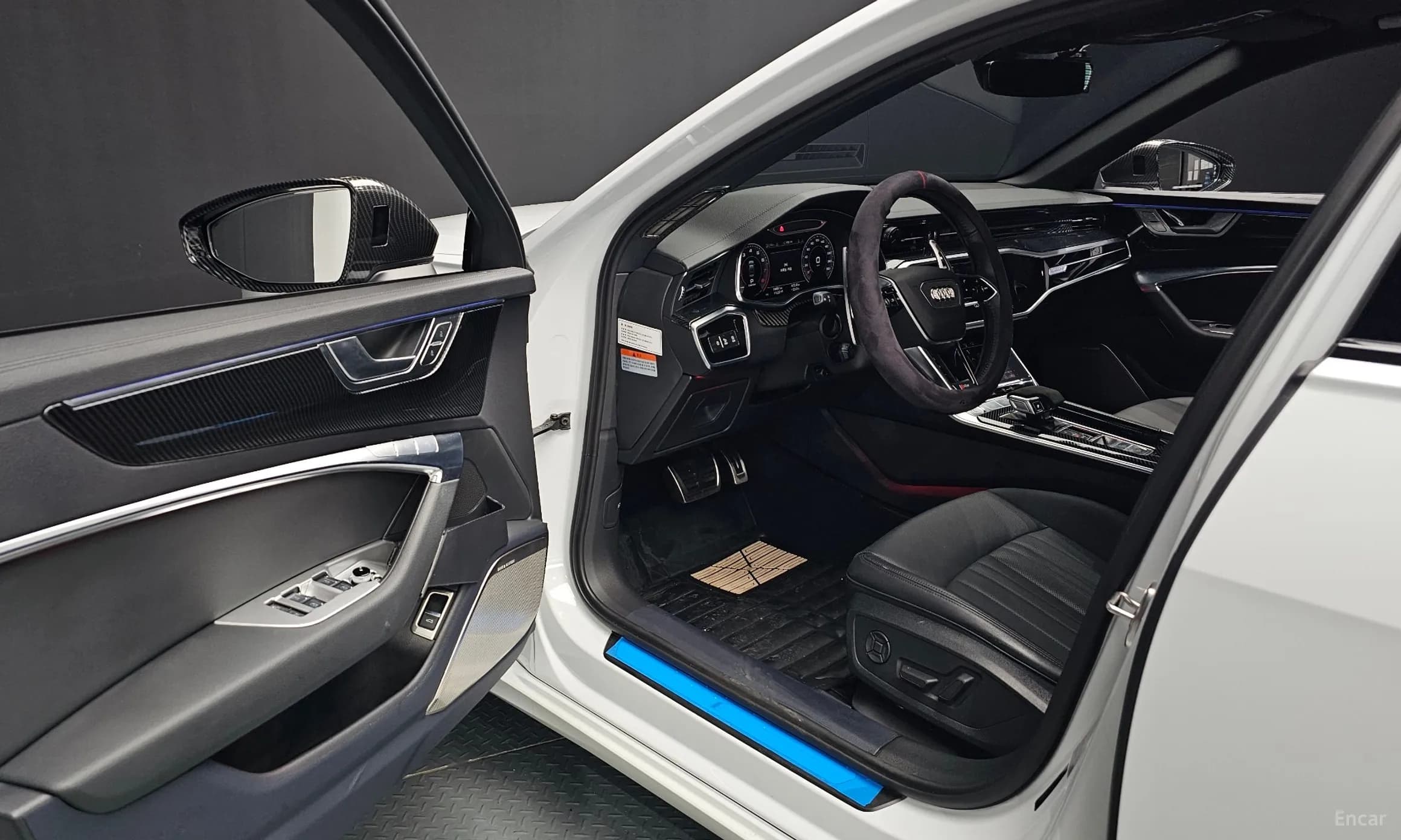 A6 (C8)