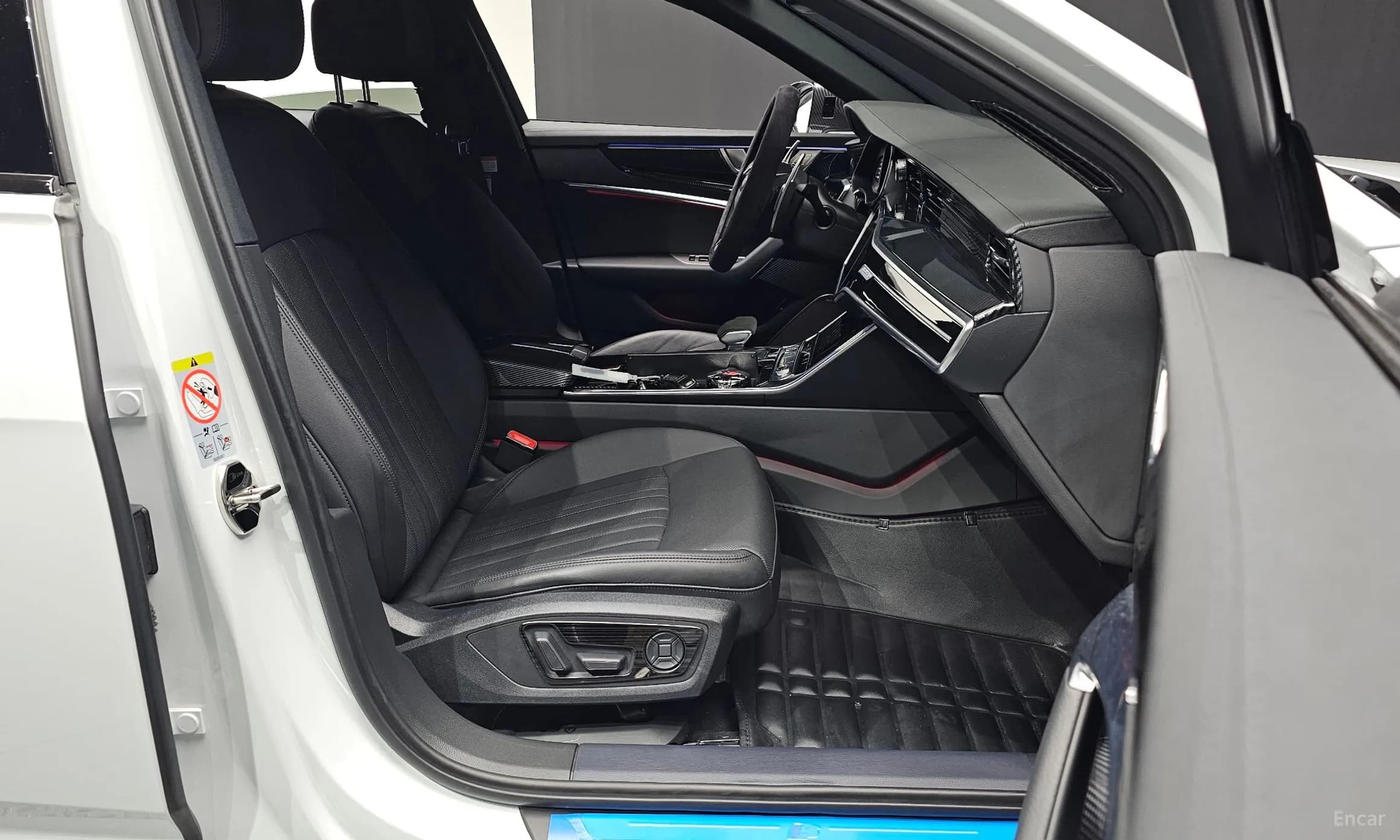 A6 (C8)
