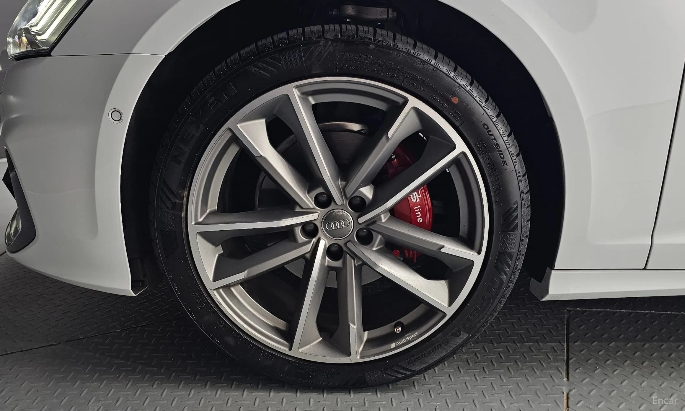 A6 (C8)