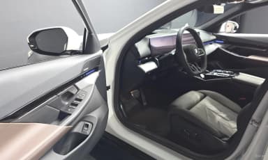 5 Series (G60)