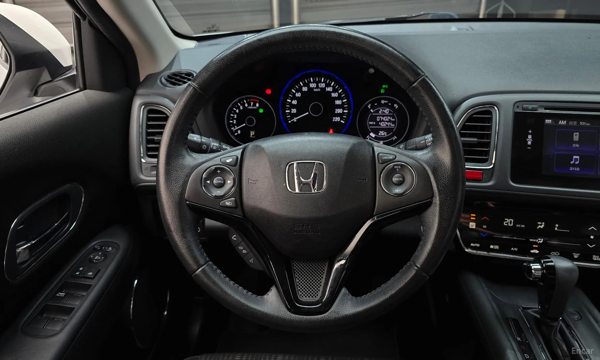 HR-V