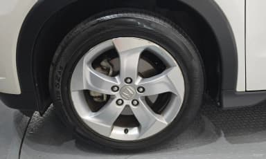 HR-V