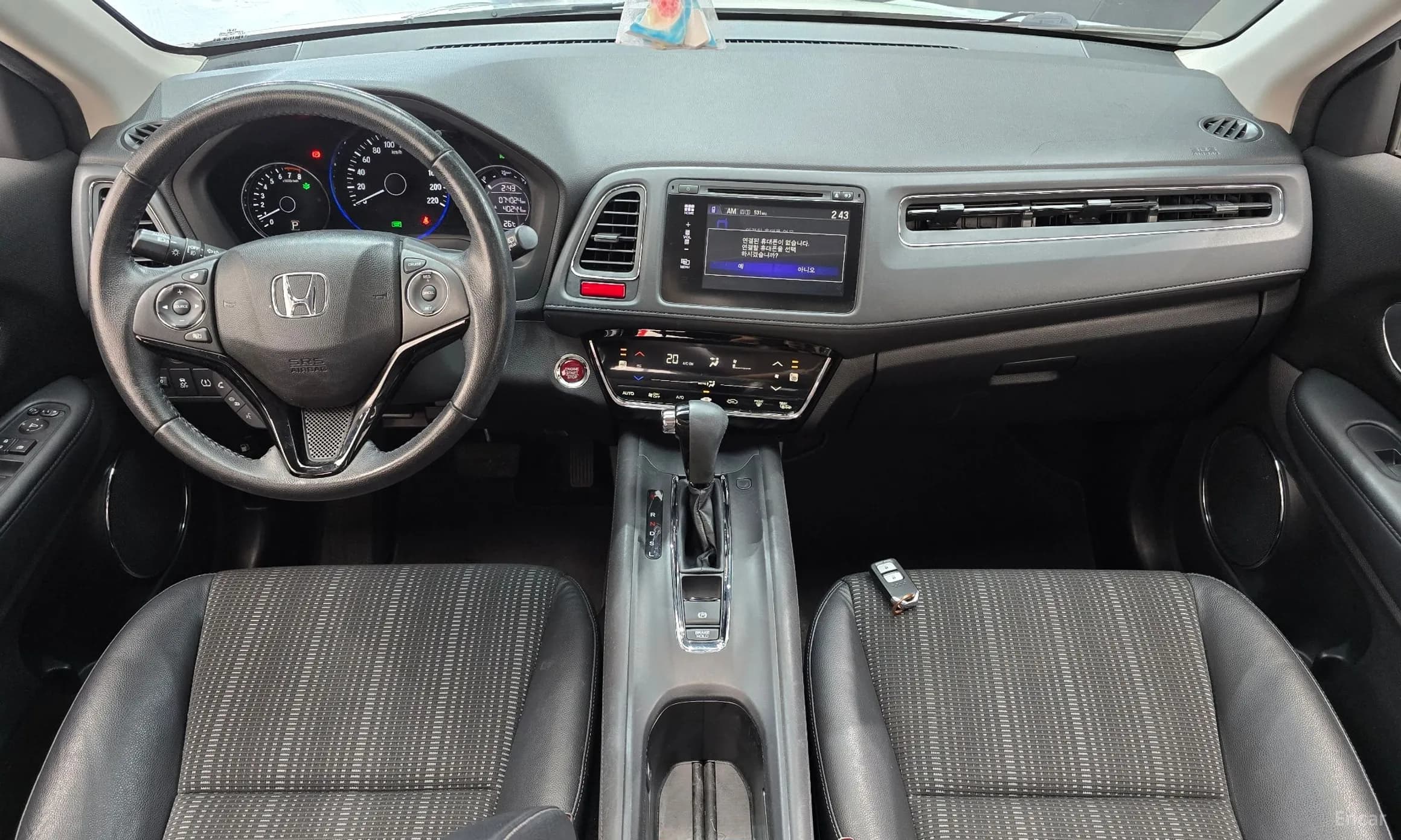HR-V