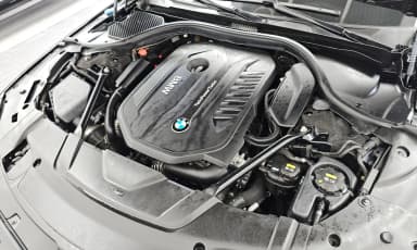 7 Series (G11)