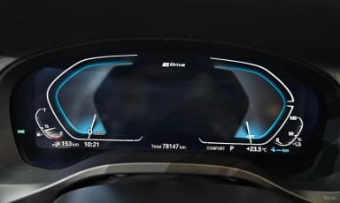 X3 (G01)
