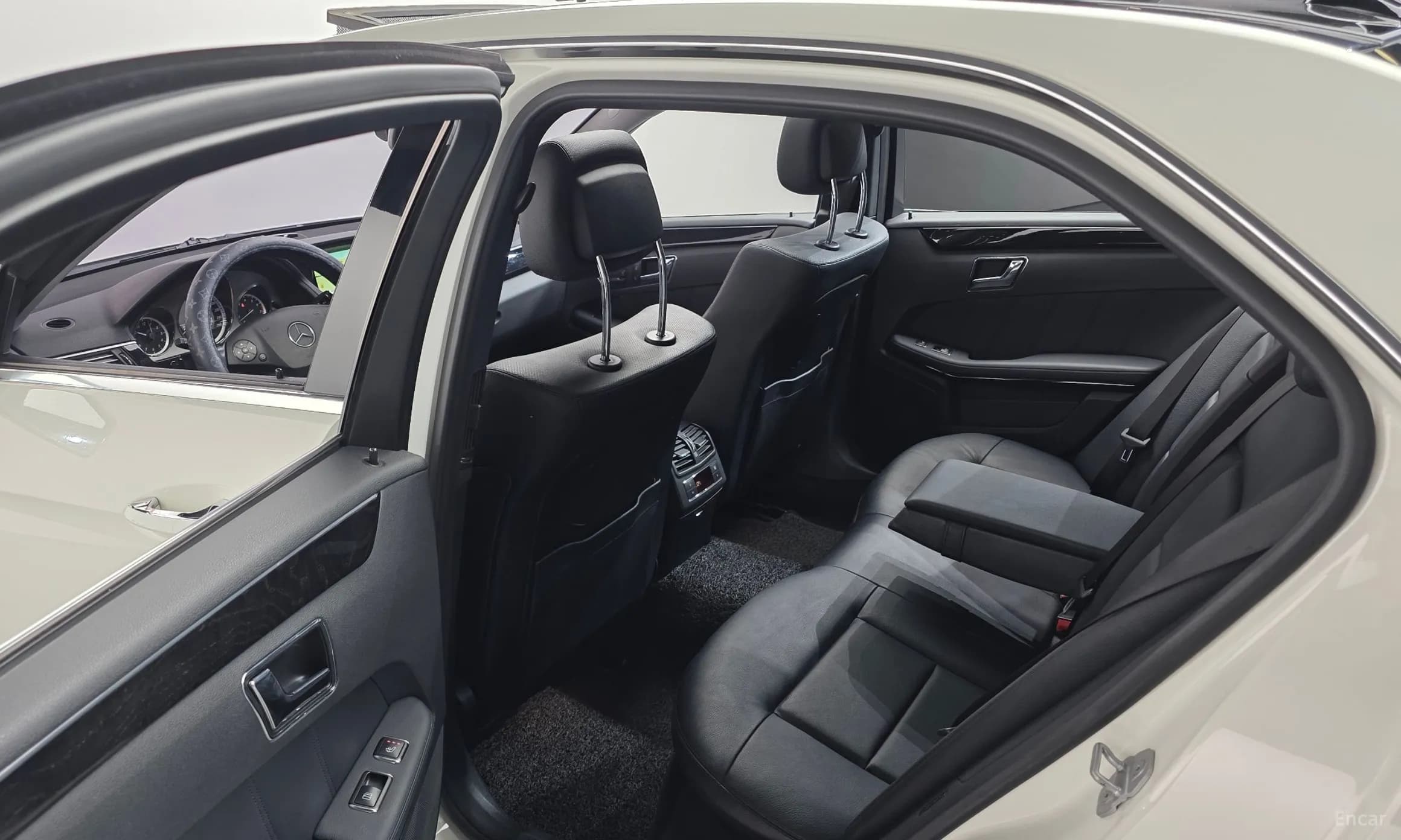 E-Class W212