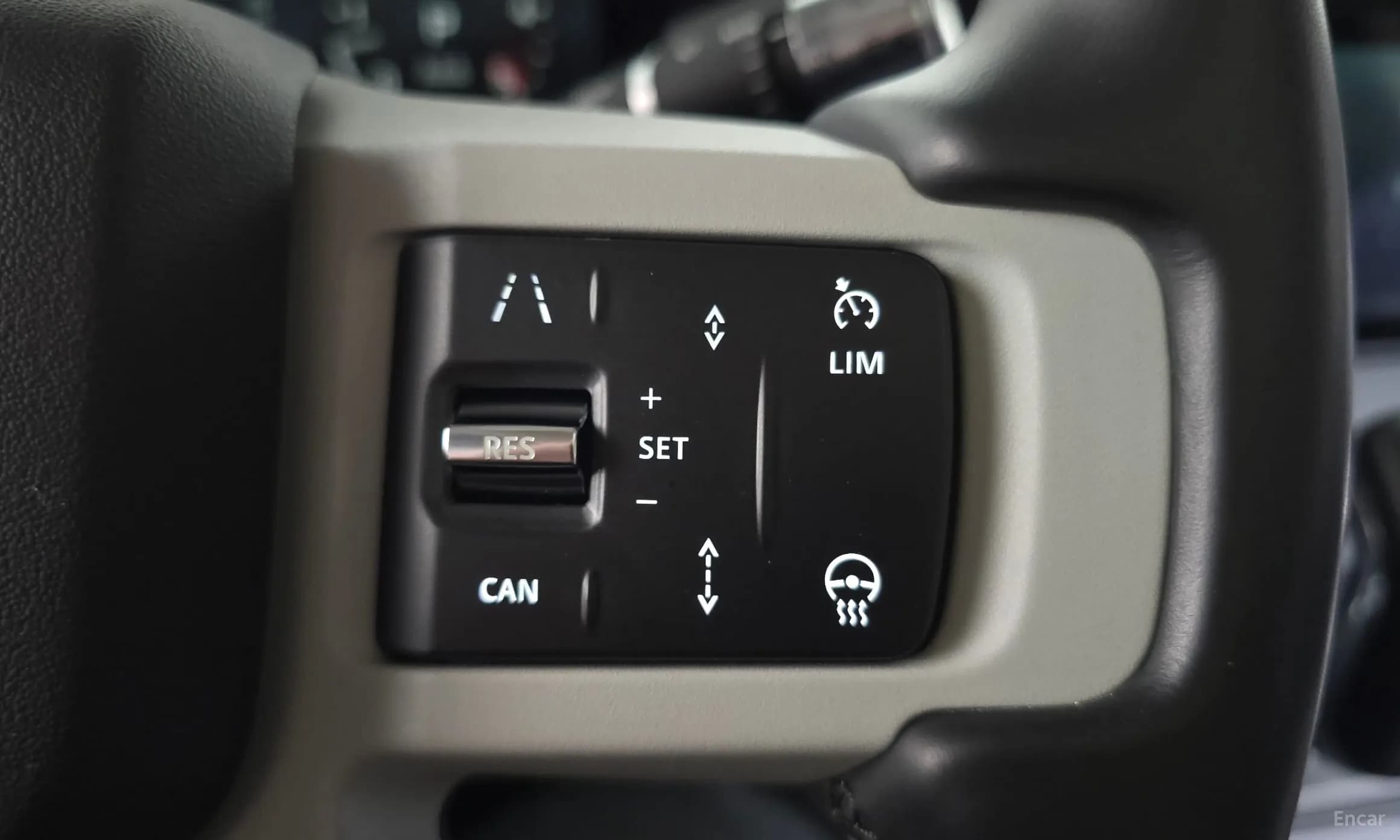 Defender (L663)