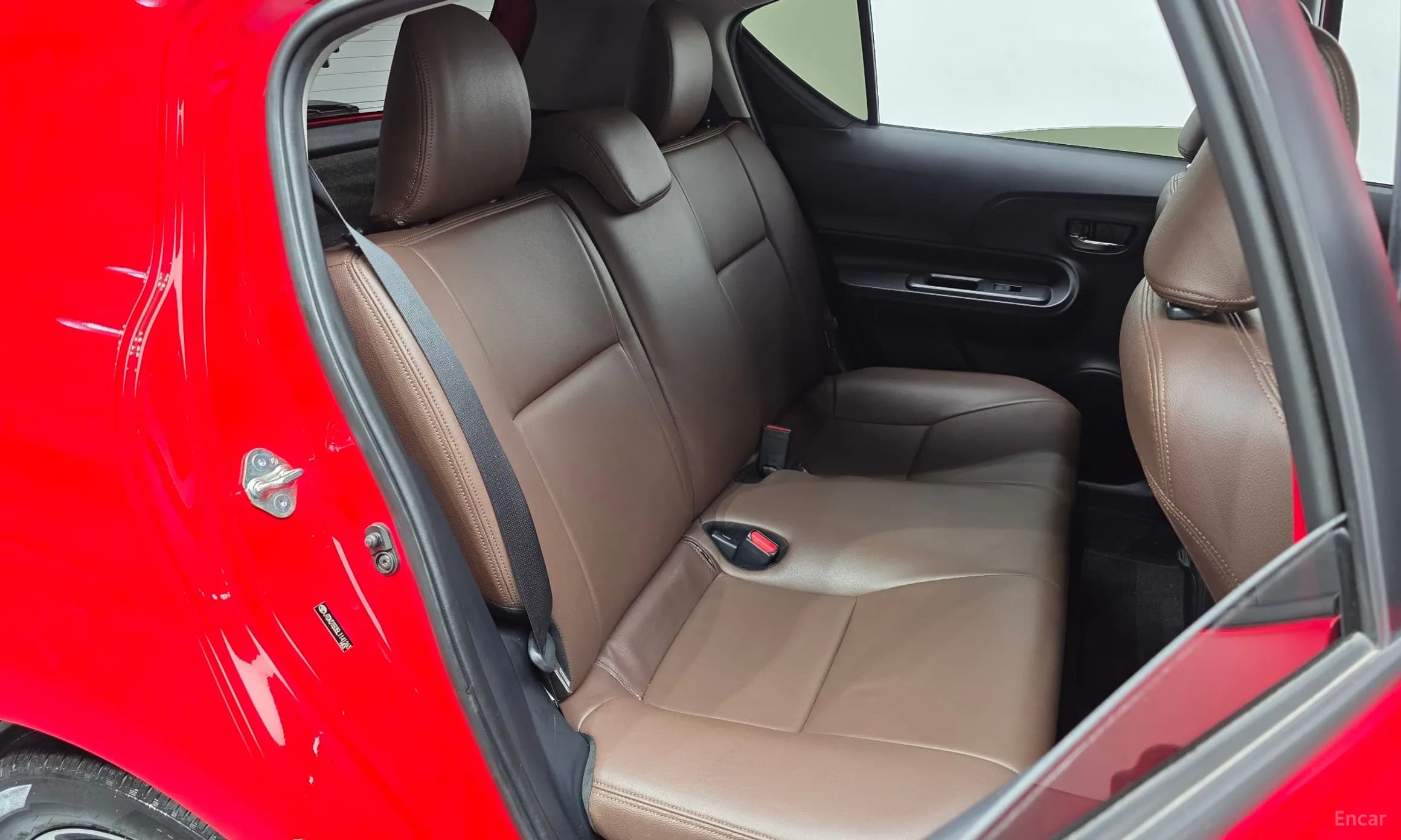 Prius C