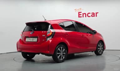 Prius C