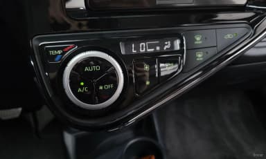 Prius C