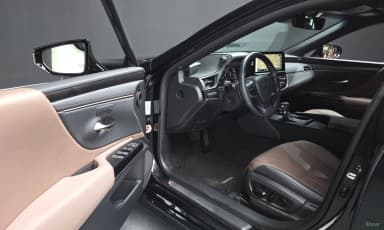 ES300h 7th Generation