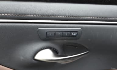 ES300h 7th Generation